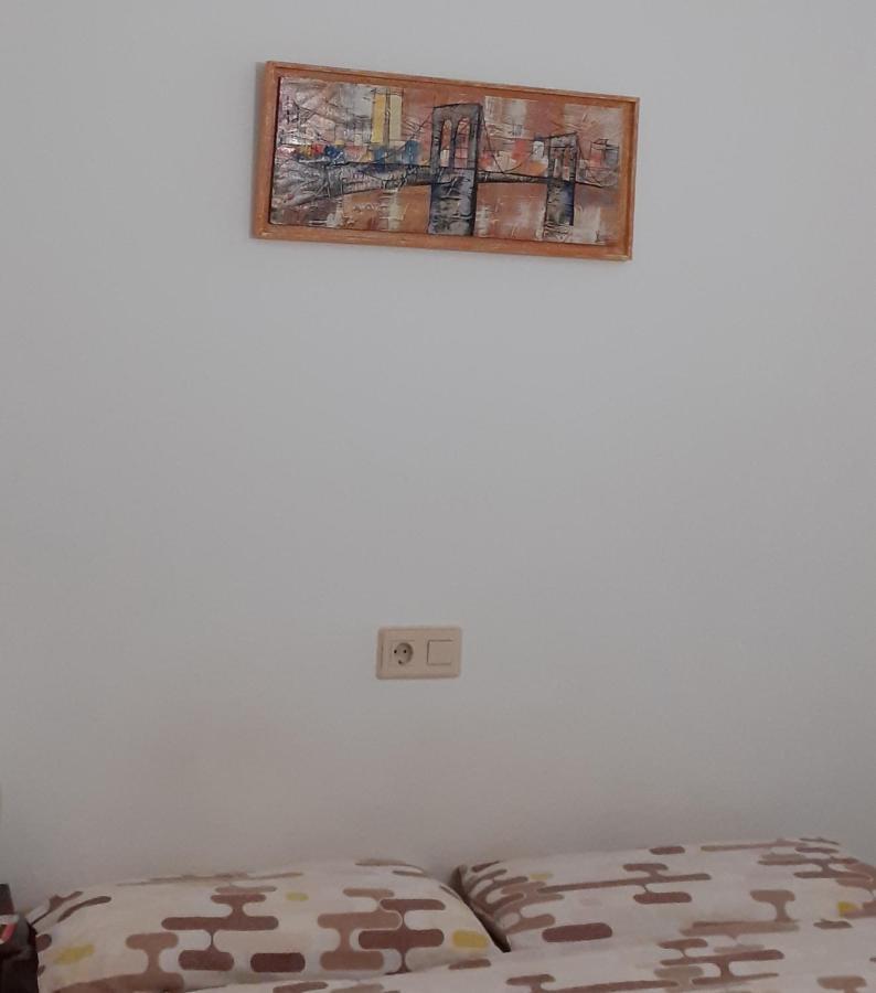 Habitacion Doble Privada En Figueres Exterior foto